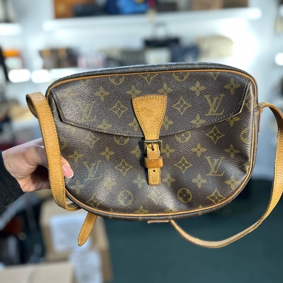 Louis Vuitton Handbags - LV MONO CROSSBODY